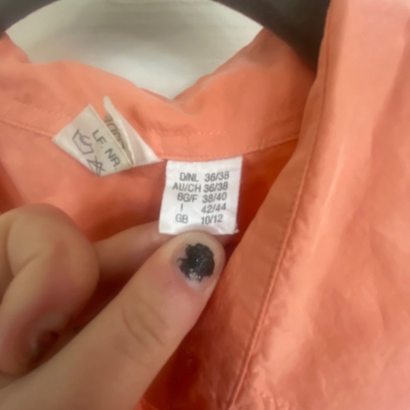 Suay Silk Button-Down Blouse - Picture 4 of 7